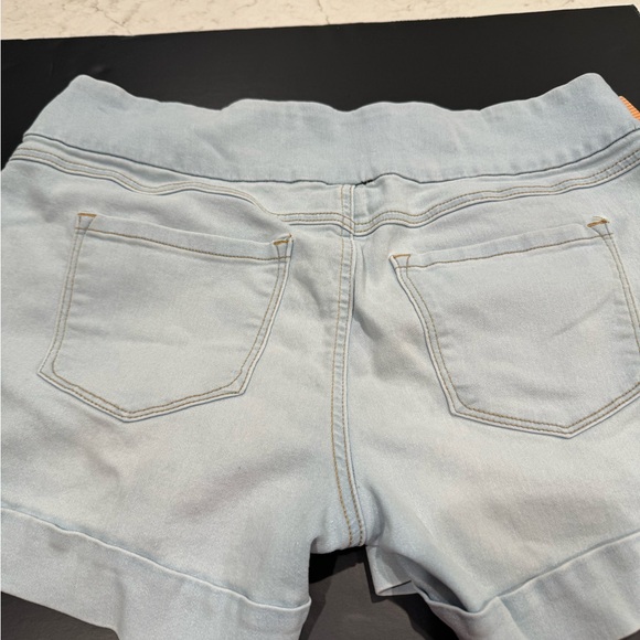 Sound Style pull on Alana Walk Shorts Light Jean shorts - Picture 2 of 6